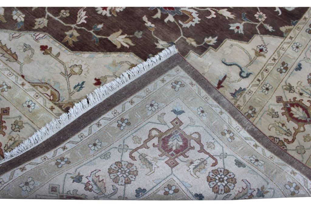 Heritage Elegance Hand knotted Traditional Heriz Brown Rug (Heriz)