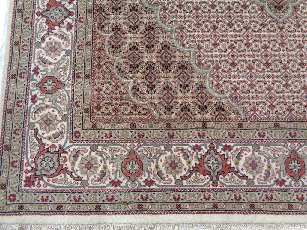 Traditional Hand knotted Traditional Mahi Cream Rug (MW-73)