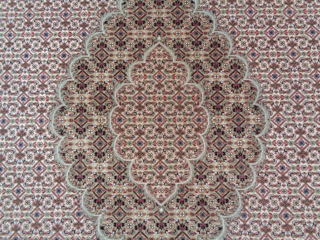 Traditional Hand knotted Traditional Mahi Cream Rug (MW-73)