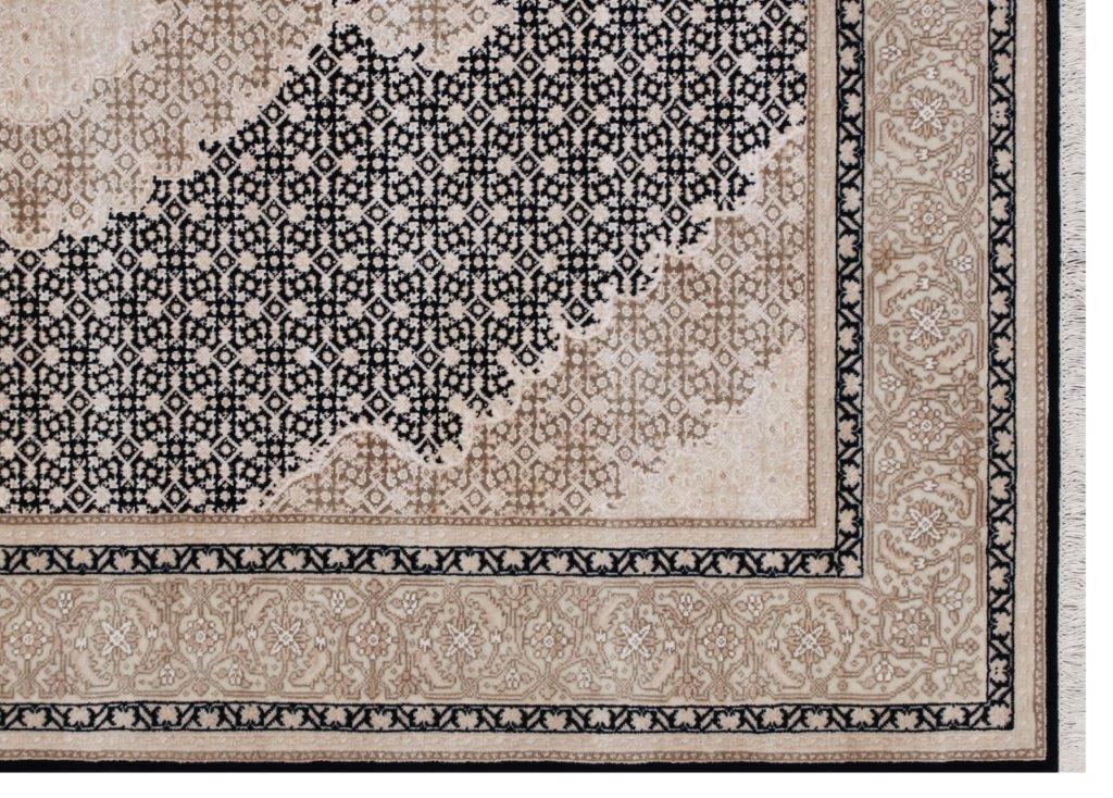 Classic Persian Hand knotted Traditional Mahi Silk -22 Black Cream Rug (MWS-12)