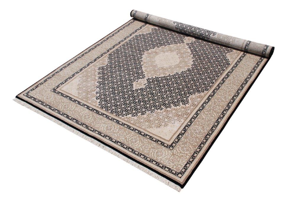 Classic Persian Hand knotted Traditional Mahi Silk -22 Black Cream Rug (MWS-12)