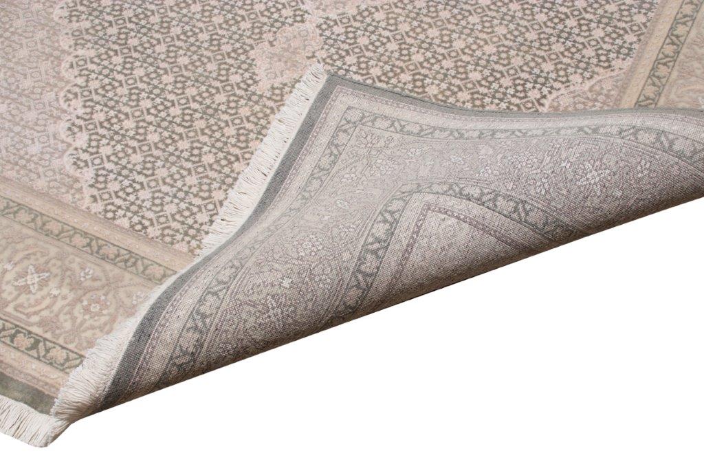 Majestic Grey Hand knotted Traditional Mahi Silk -22 Grey Rug (MWS-1)