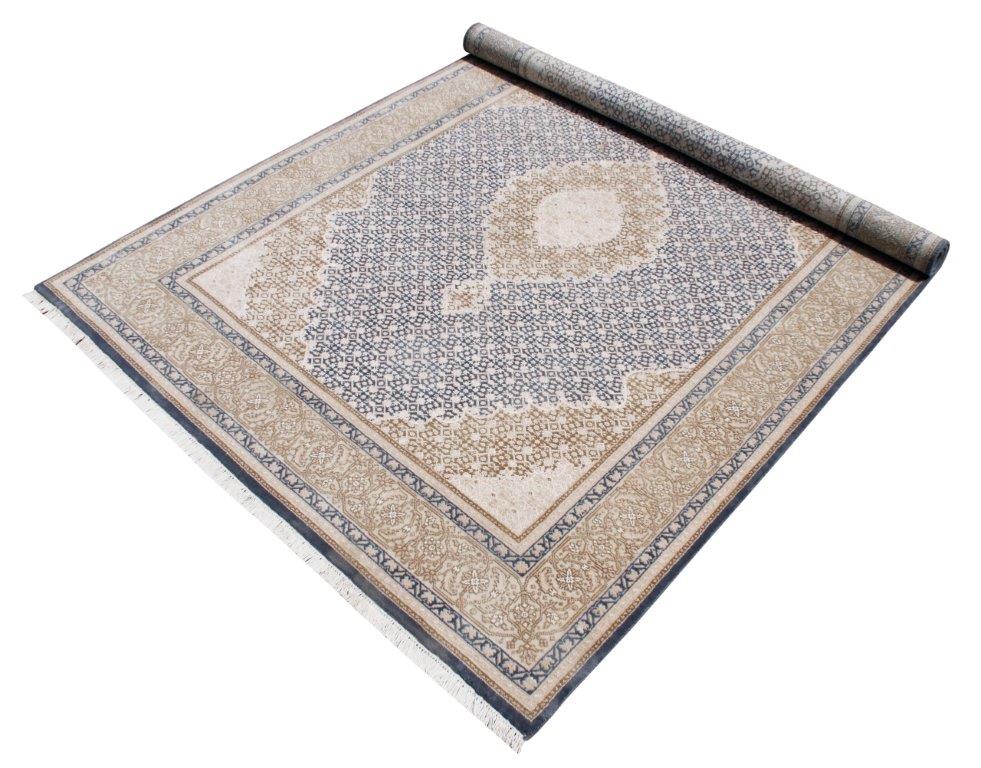 Timeless Elegance blue Hand knotted Traditional Mahi Silk -22 Blue Grey Rug (MWS-23)