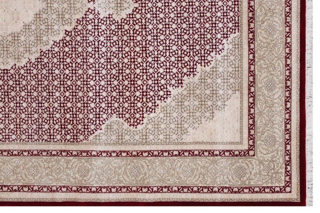 Heritage Elegance Hand knotted Traditional Mahi Silk -22 Red Rug (MWS-8)