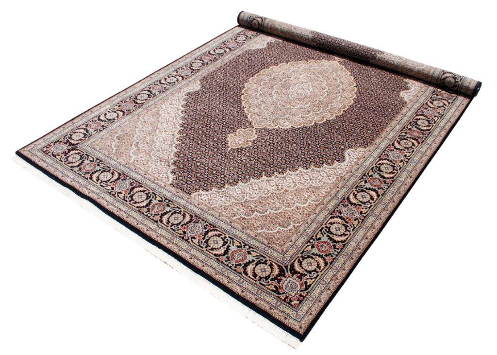 Majestic Heritage Hand knotted Traditional Mahi-17 Black Rug (MW-22)