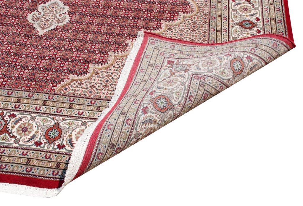 Traditional Hand knotted Traditional Mahi Red Cream Rug (MW-51)