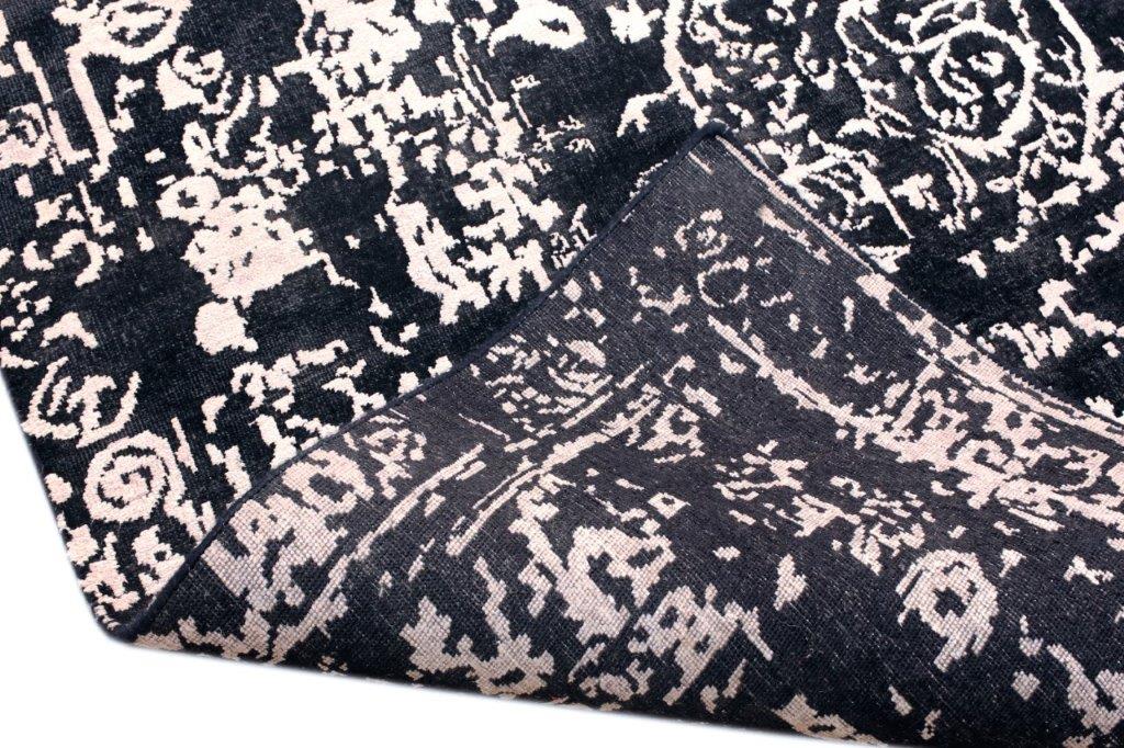 Midnight Elegance Hand knotted Transitional Black Rug (HK-82)