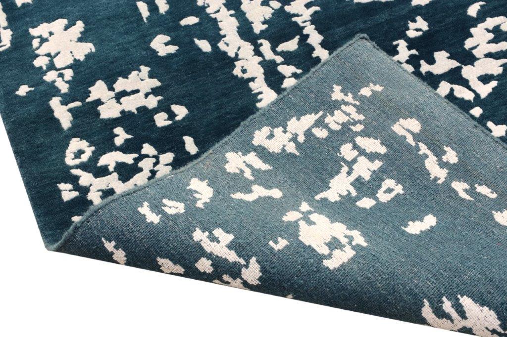 Royal Elegance Hand knotted Transitional Blue Cream Rug (HK-5599)